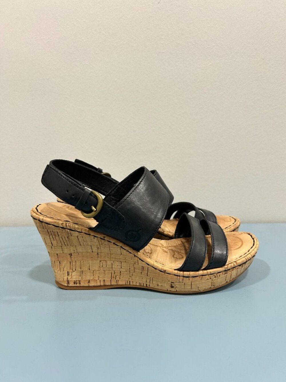 Born Wedges Size 7M